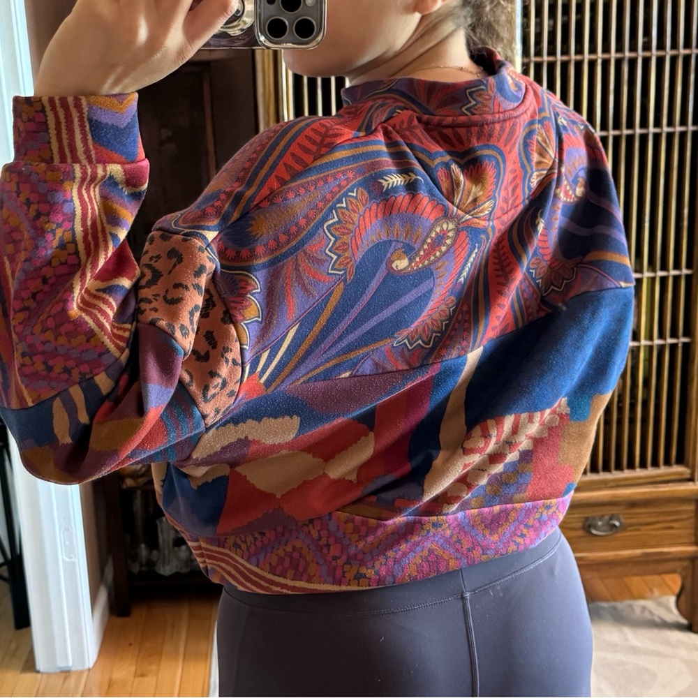 FARM Rio Multicolor Abstract Patterned Sweater - Picture 2 of 10